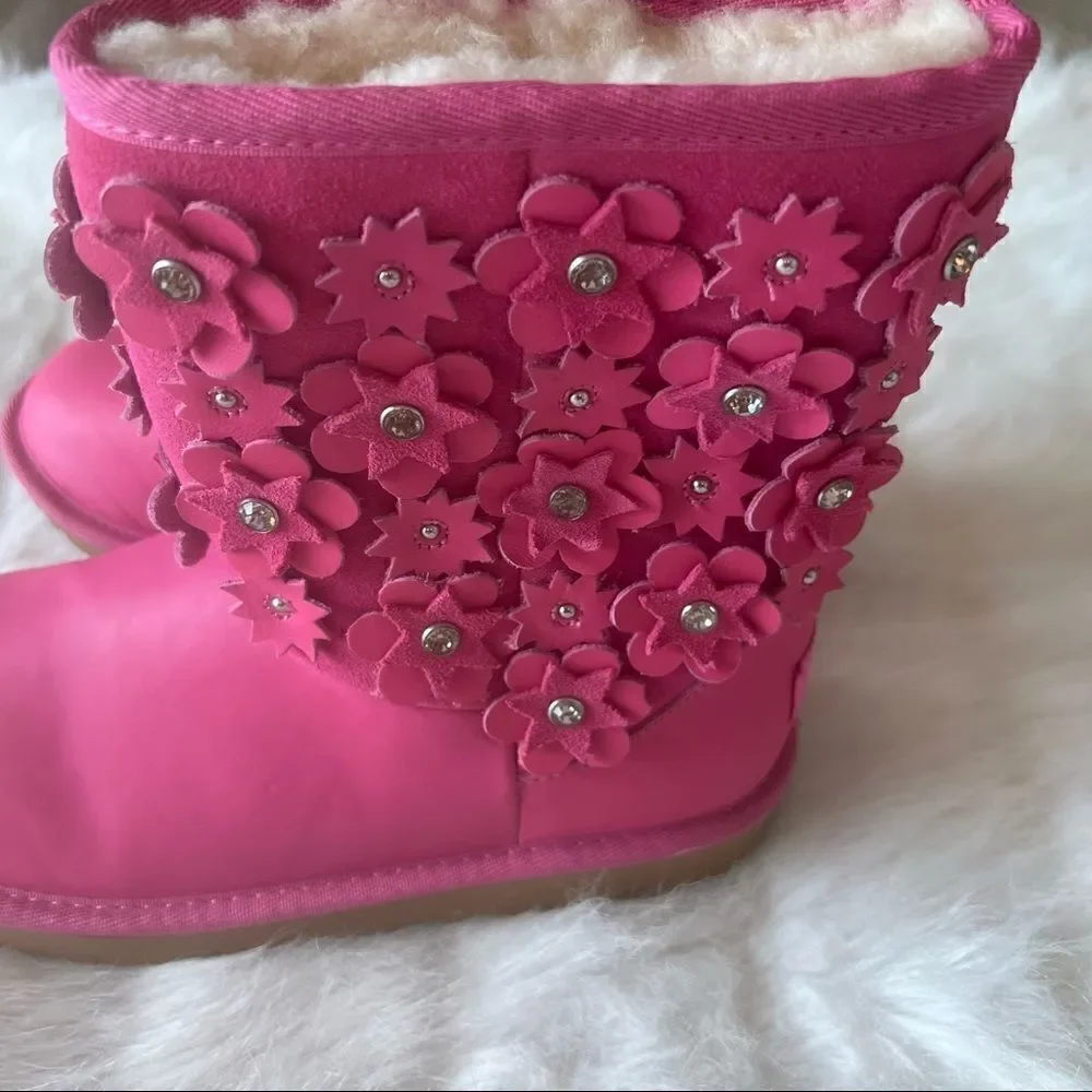 UGG Nubuck Studded Accents Snow Boots (4)